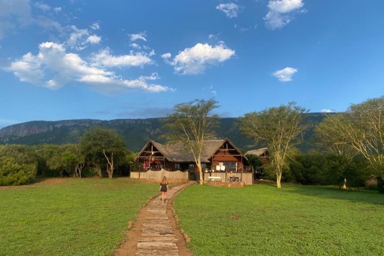 Kujabula Lodge beneath the Lubombo Mountains